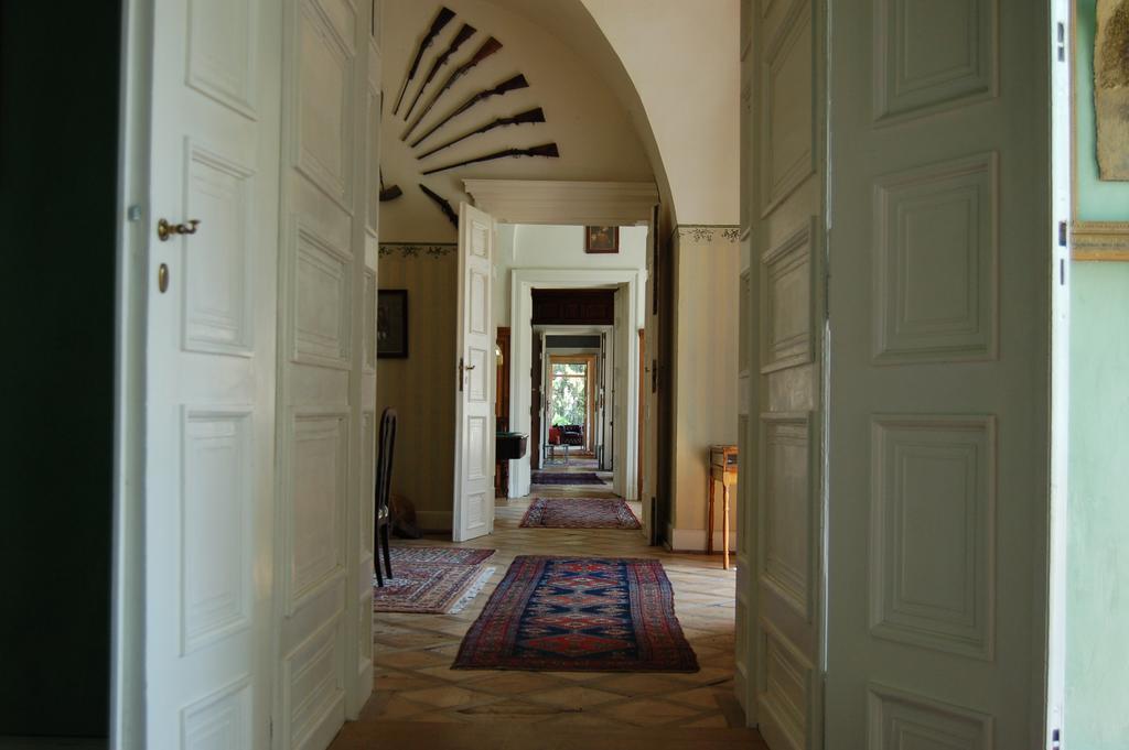 Gaestehaus Schloss Aschach อาชาค อัน แดร์ โดเนา ภายนอก รูปภาพ
